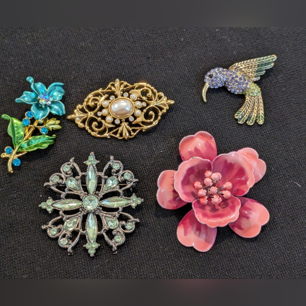 Elegant Floral and Bird Brooch Set of 5